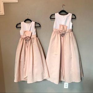 EUC Sweet Beginnings flower girl dress Size 8 & 12